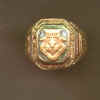 Ring top1.jpg (23185 bytes)