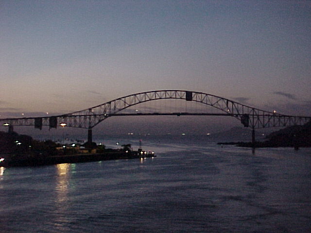 bridgeS.jpg (48077 bytes)
