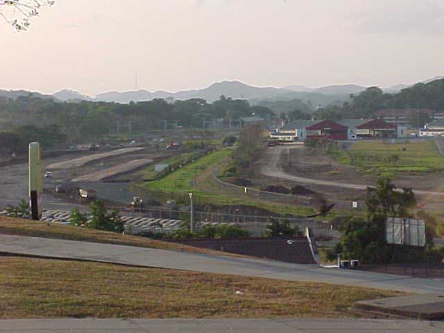 road.jpg (28783 bytes)